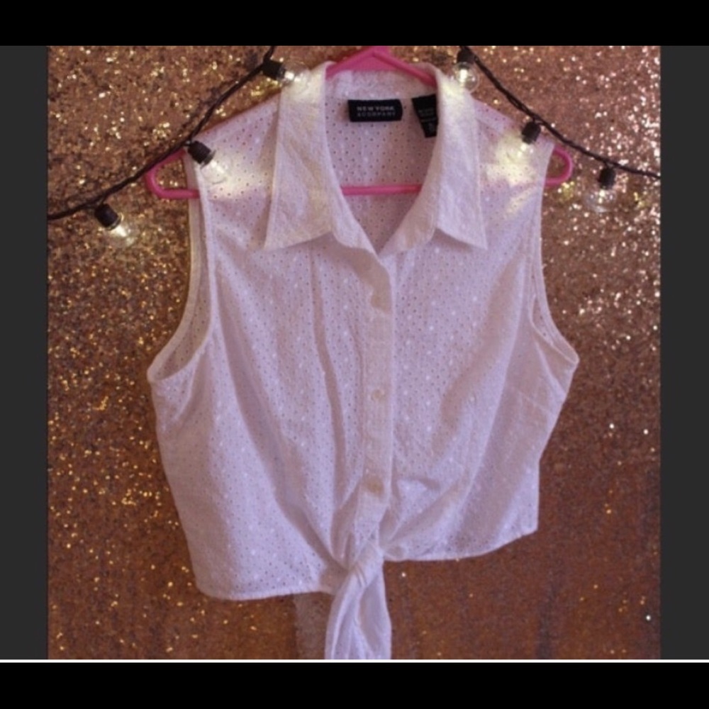 New York & Company White Crop Top